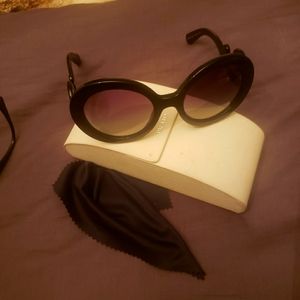 AUTHENTIC prada swirl side round sunglasses
